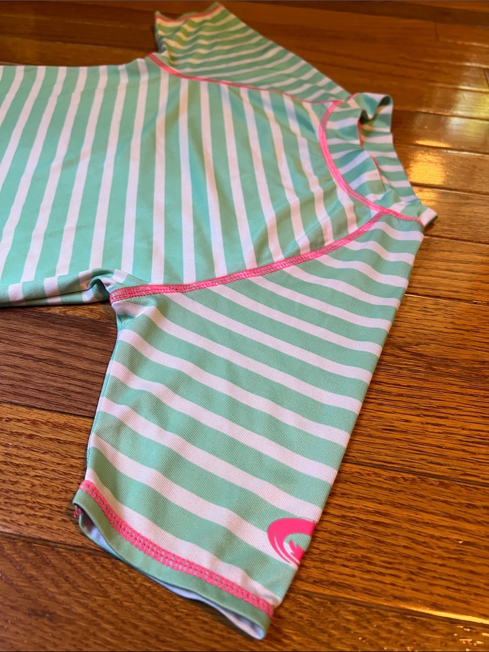 O'Rageous! Mint & White Striped Rash Guard with Pink Stitching size XS 6/6X - Picture 12 of 16
